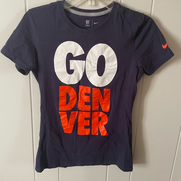 Denver Broncos T-Shirt - Picture 1 of 4